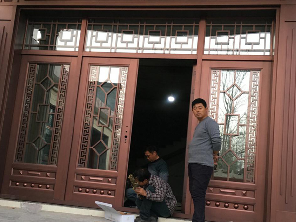 安陽(yáng)新村仿銅入戶門